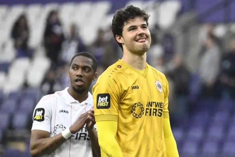 斯特普尼曾, 城的比赛中 斯特普尼曾, 城的比赛中