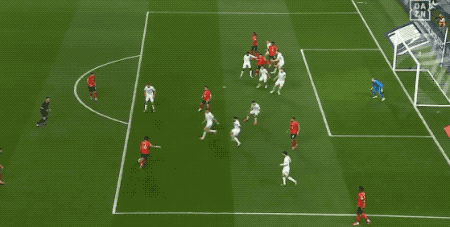 内维斯补时, AA, C罗中柱