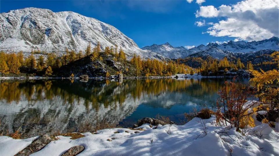 神秘, 哈达如云 神秘, 哈达如云