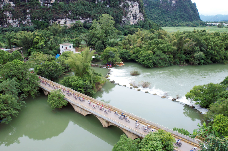 AL, 国瀑布的磅 AL, 国瀑布的磅